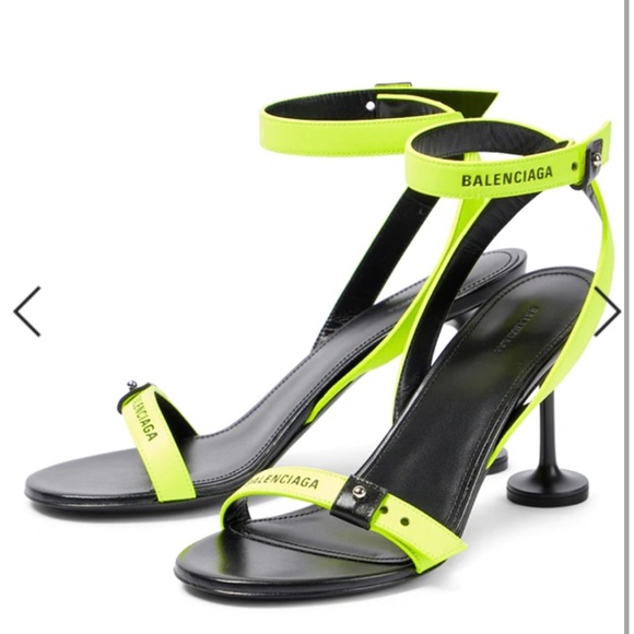 New in box balenciaga size 39 - Picture 2 of 3